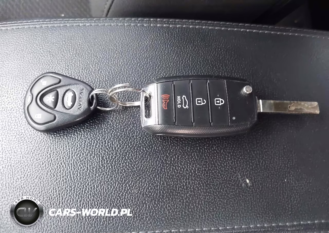 2016 Kia Optima Lx VIN:5XXGT4L32GG099822 - 11