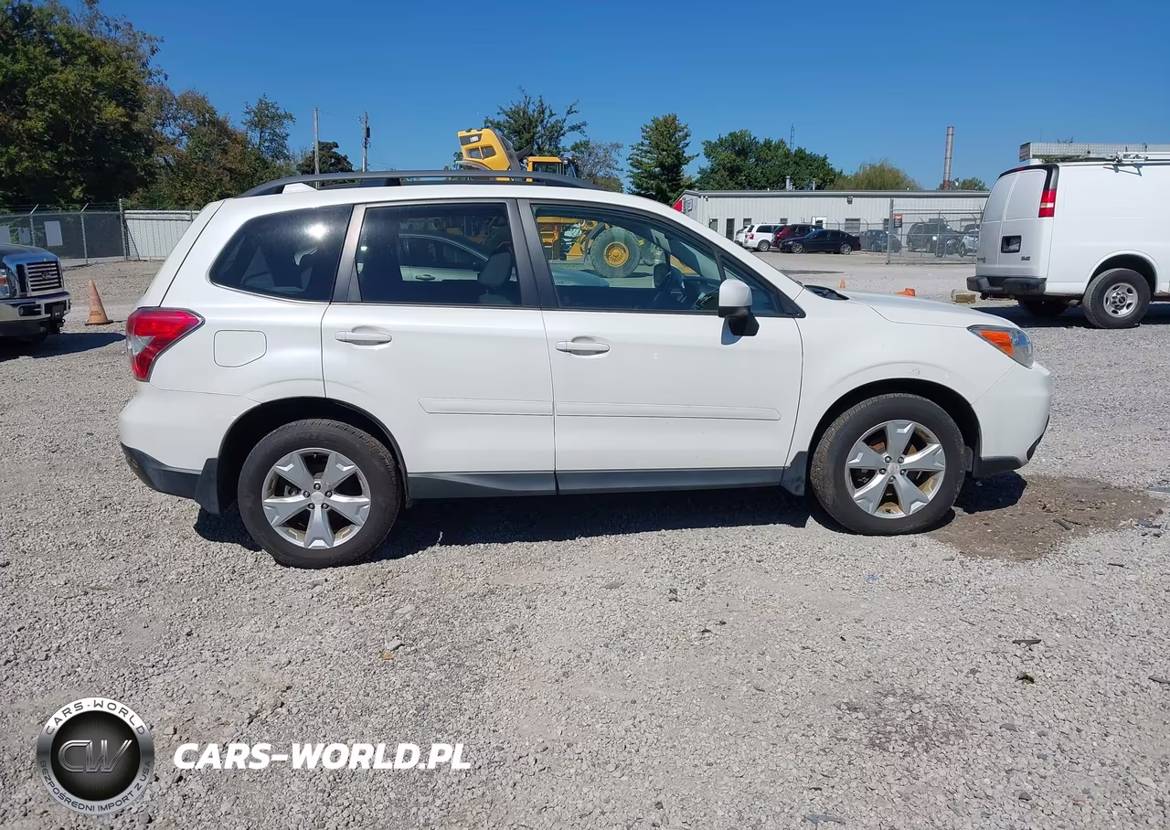 2016 Subaru Forester 2.5I Premium VIN:JF2SJADC2GH427046 - 14