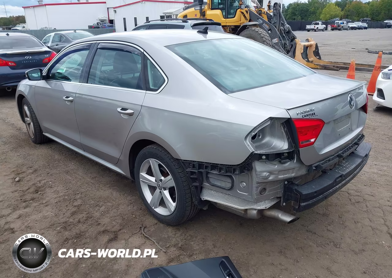 2014 Volkswagen Passat 1.8T Wolfsburg Edition VIN:1VWAT7A34EC055048 - 3