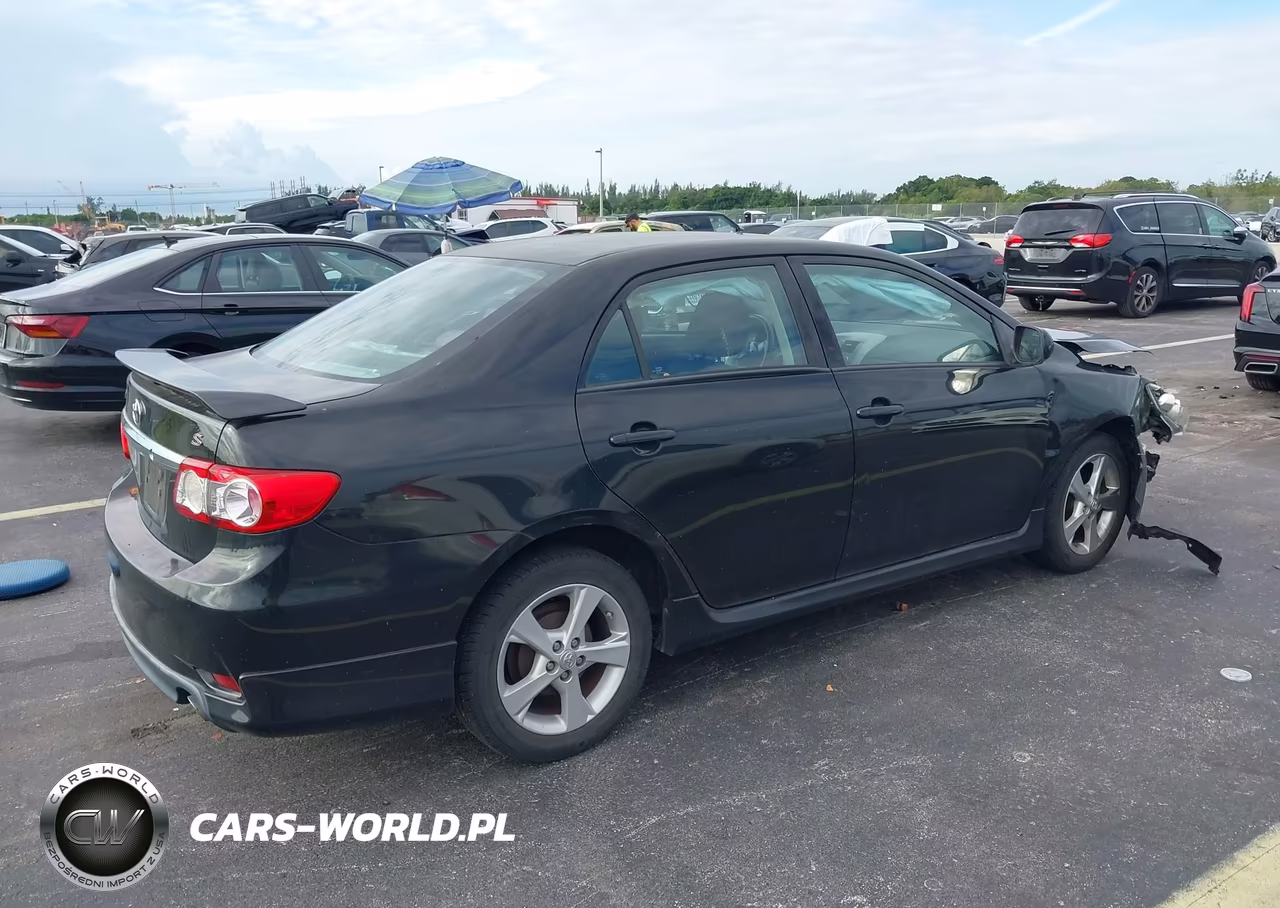 2011 Toyota Corolla S VIN:2T1BU4EE5BC674887 - 4