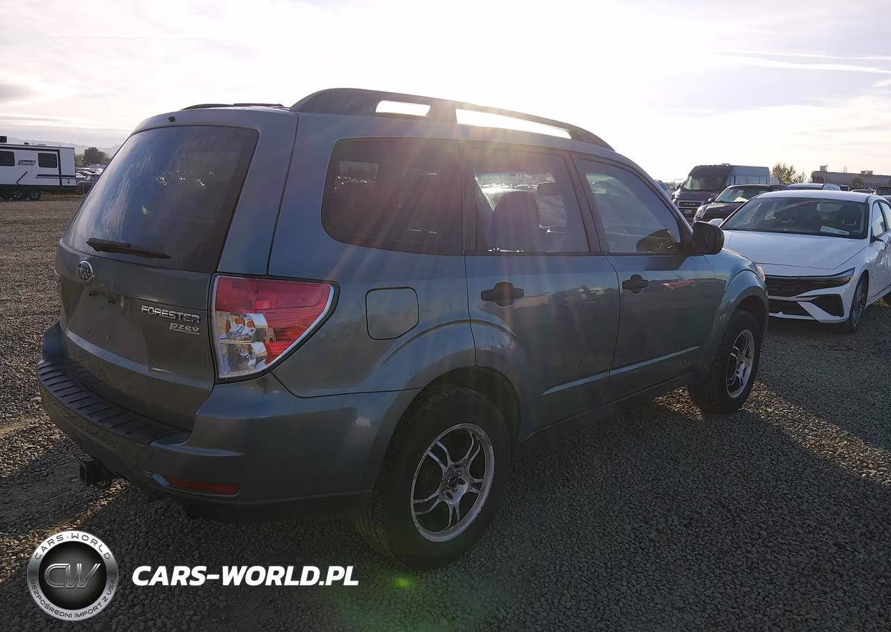 2011 Subaru Forester 2.5X VIN:JF2SHABC6BH774192 - 4
