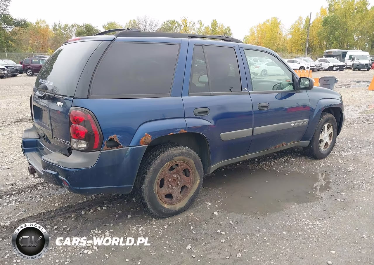 2004 Chevrolet Trailblazer Ls VIN:1GNDT13SX42347638 - 4