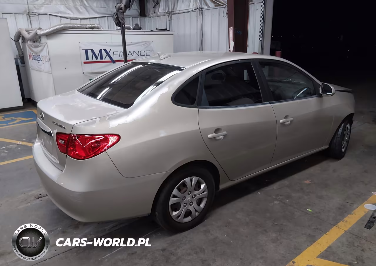 2010 Hyundai Elantra Gls VIN:KMHDU4AD9AU194385 - 4