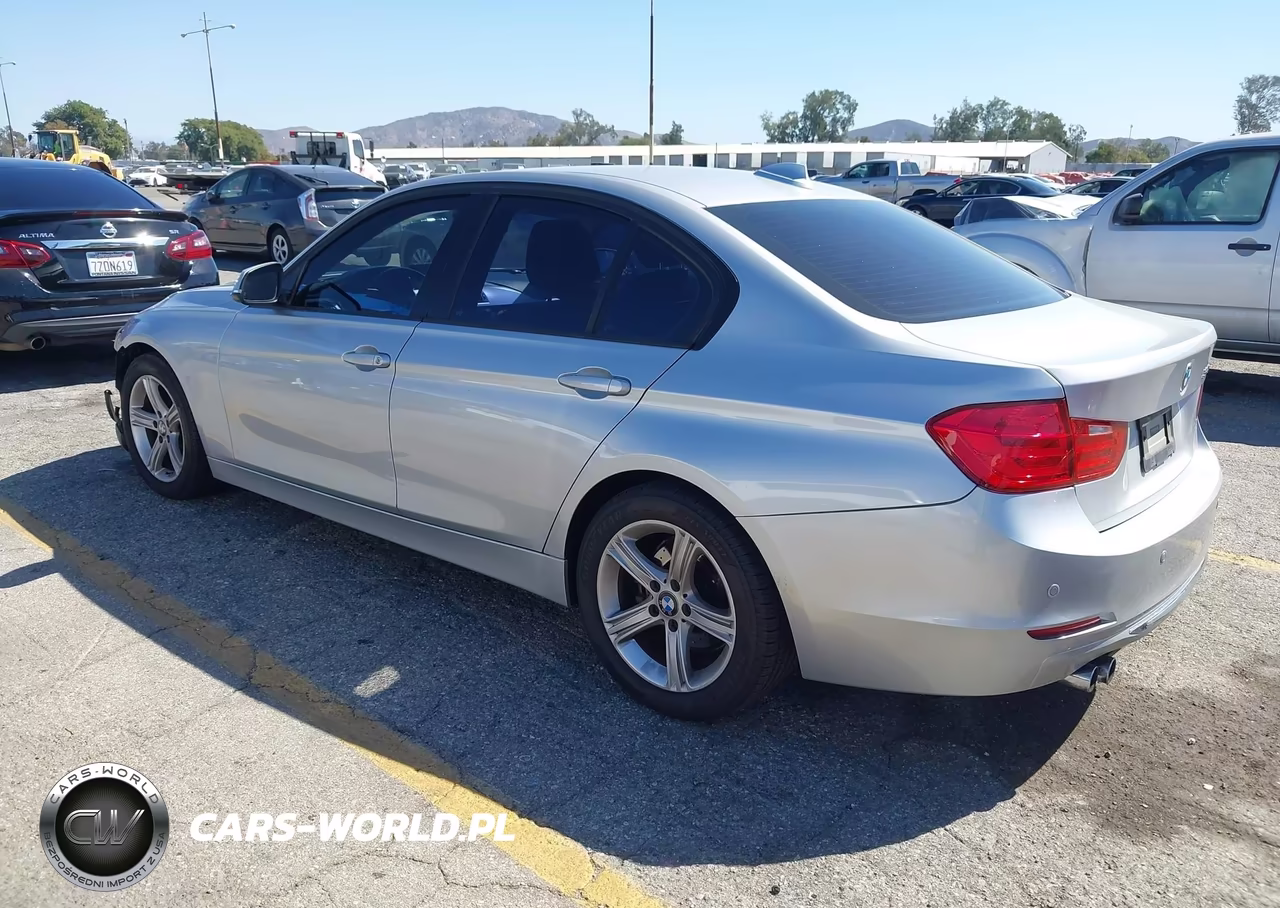 2012 BMW 328I VIN:WBA3C1C56CF432804 - 3