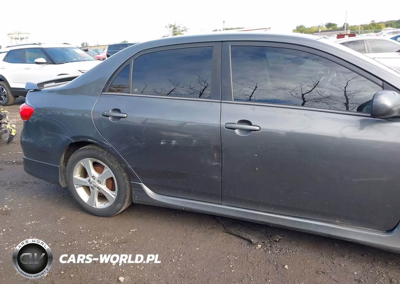 2013 Toyota Corolla S VIN:2T1BU4EE8DC985510 - 18