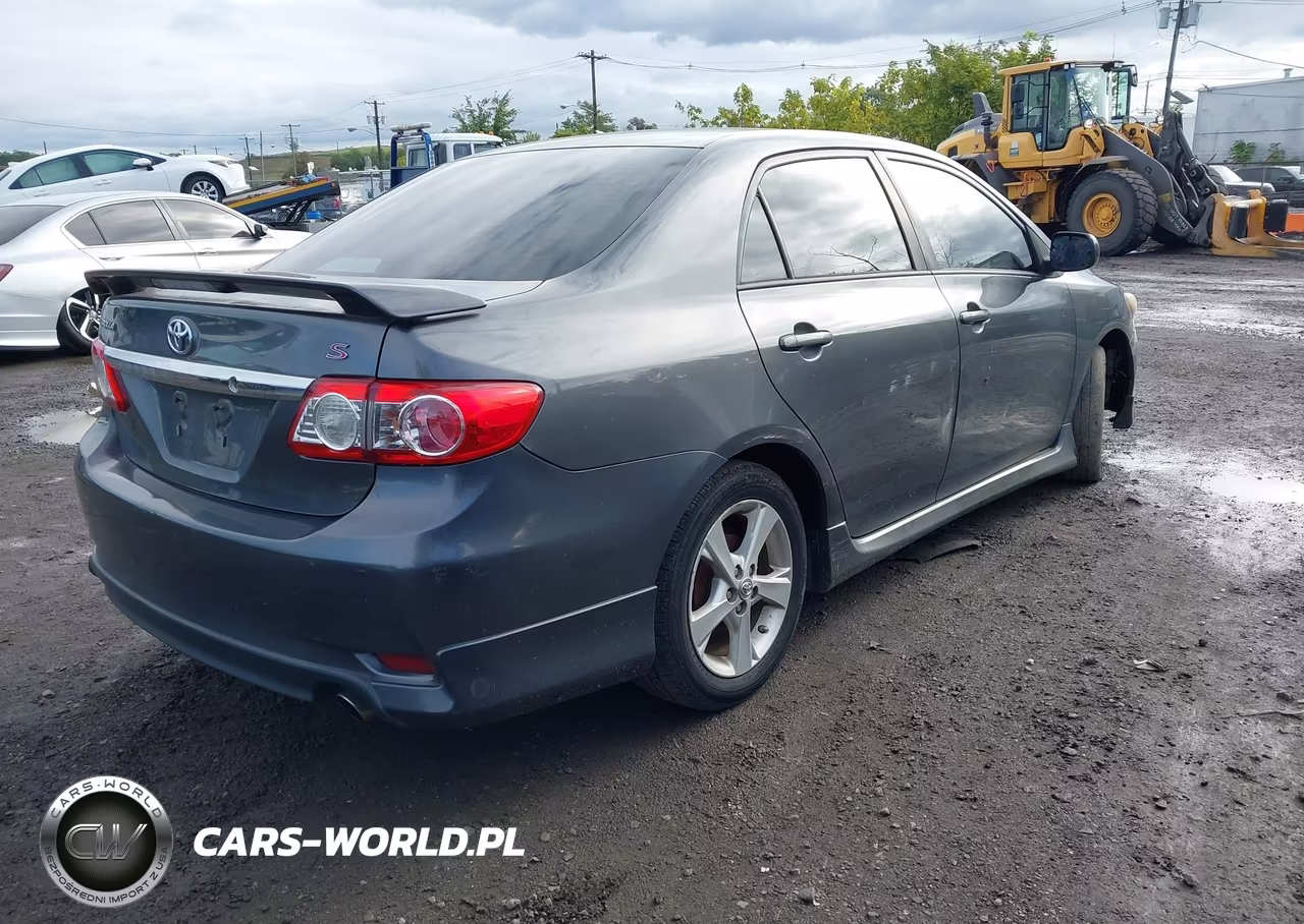 2013 Toyota Corolla S VIN:2T1BU4EE8DC985510 - 4