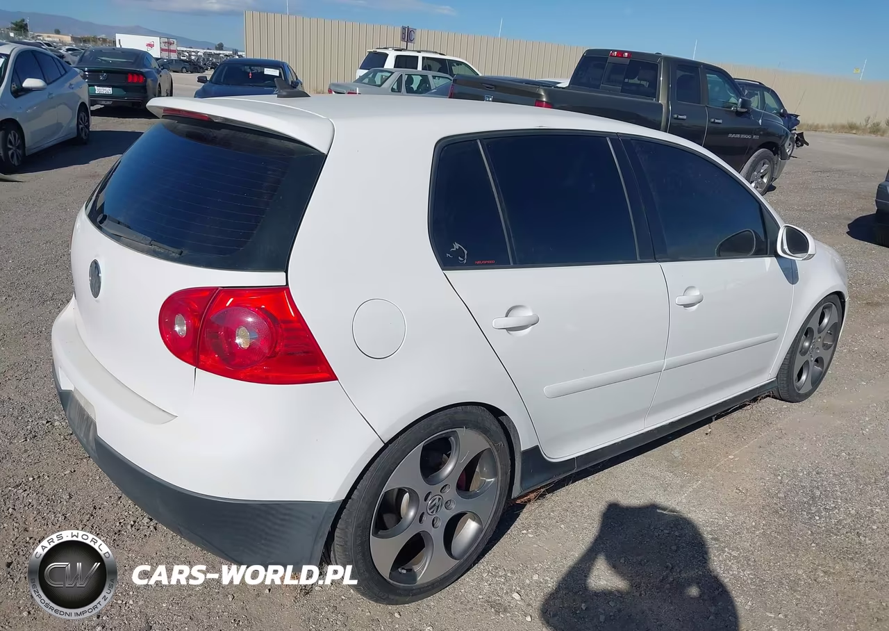 2008 Volkswagen Gti 4-Door VIN:WVWHV71K88W289523 - 4
