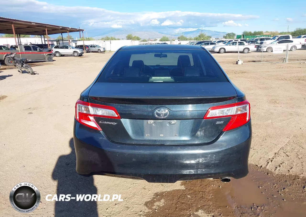 2014 Toyota Camry Se VIN:4T1BF1FKXEU325613 - 16