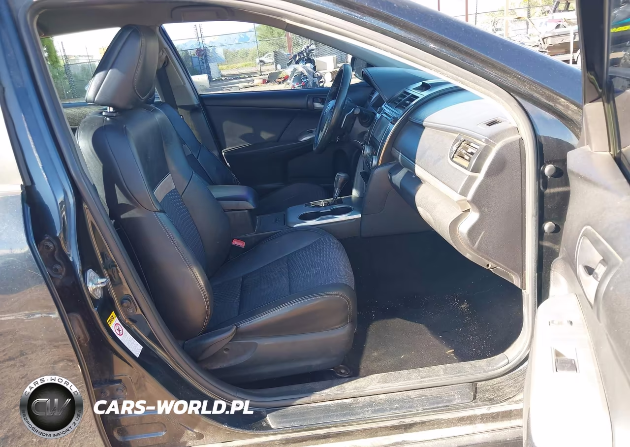 2014 Toyota Camry Se VIN:4T1BF1FKXEU325613 - 5