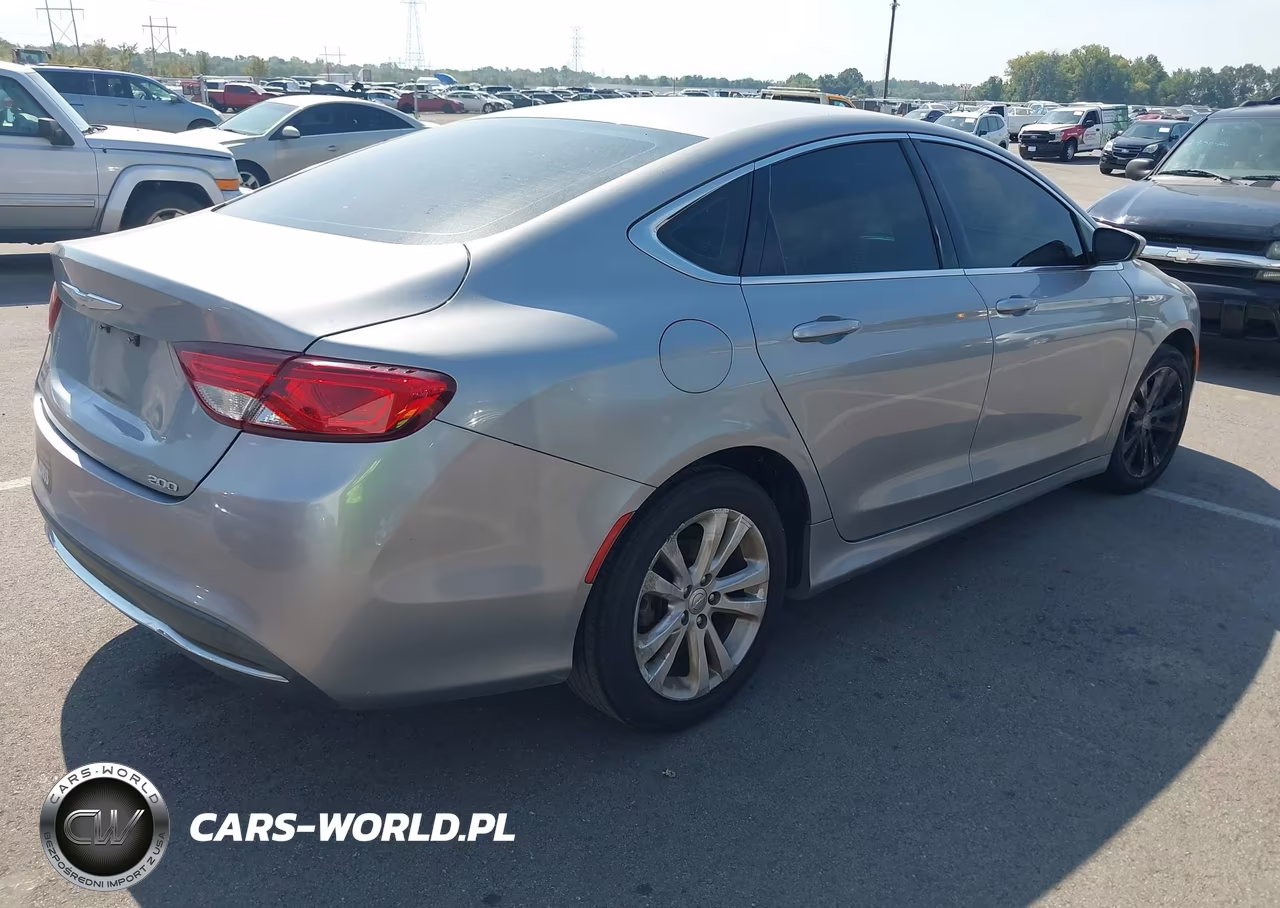 2015 Chrysler 200 Limited VIN:1C3CCCAB8FN635053 - 4