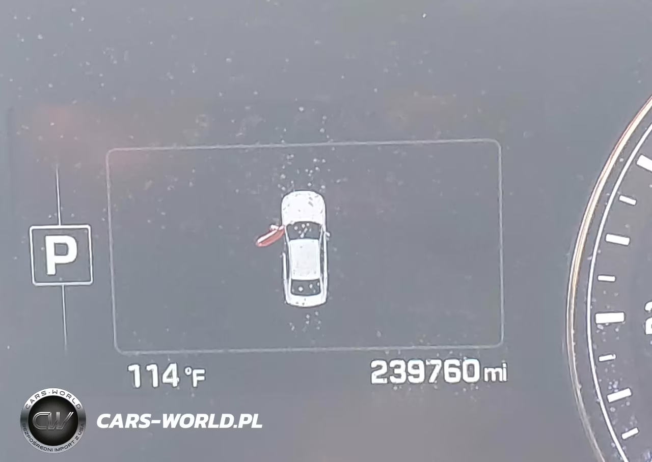 2015 Hyundai Genesis 3.8L VIN:KMHGN4JE9FU017782 - 14