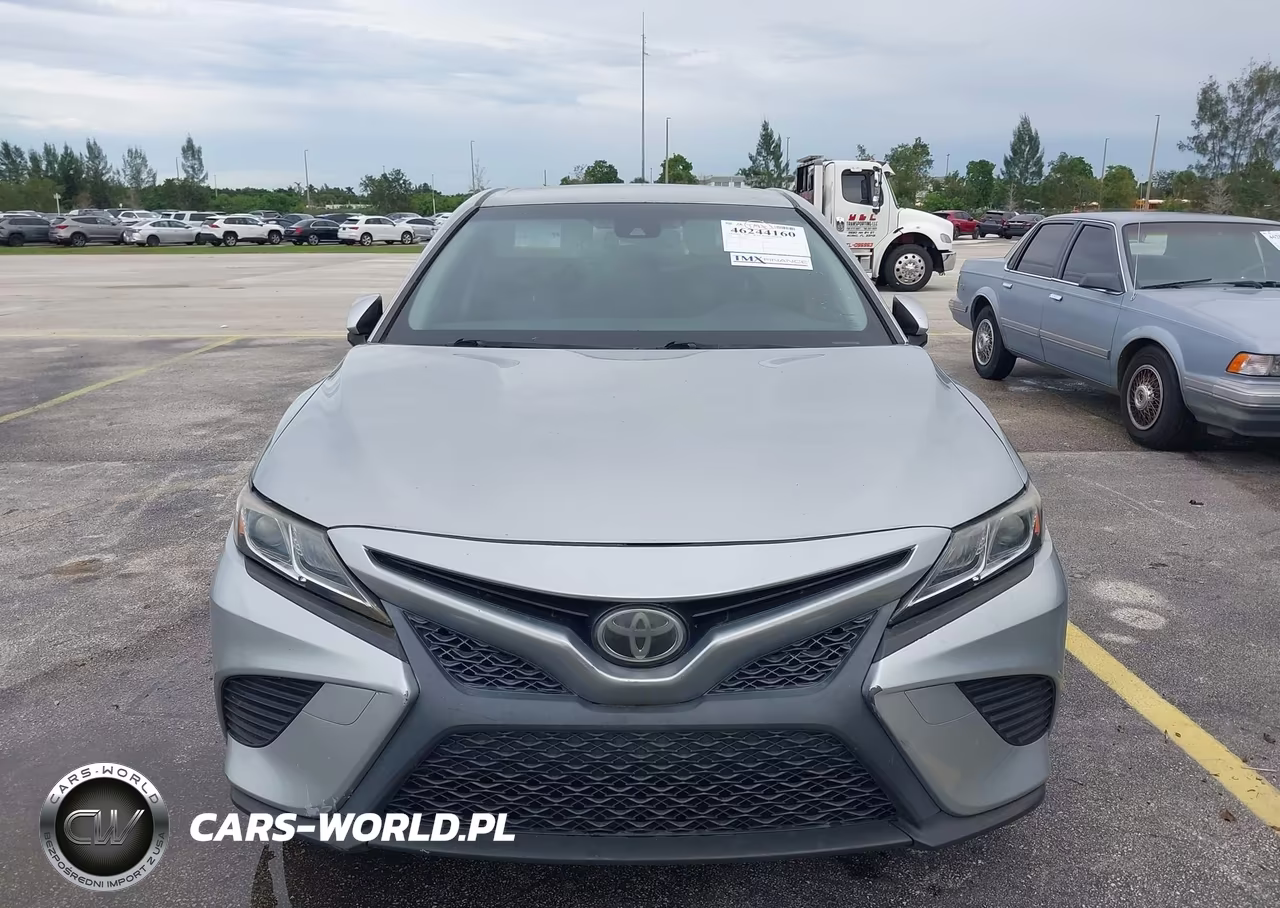2018 Toyota Camry Se VIN:JTNB11HKXJ3014338 - 12