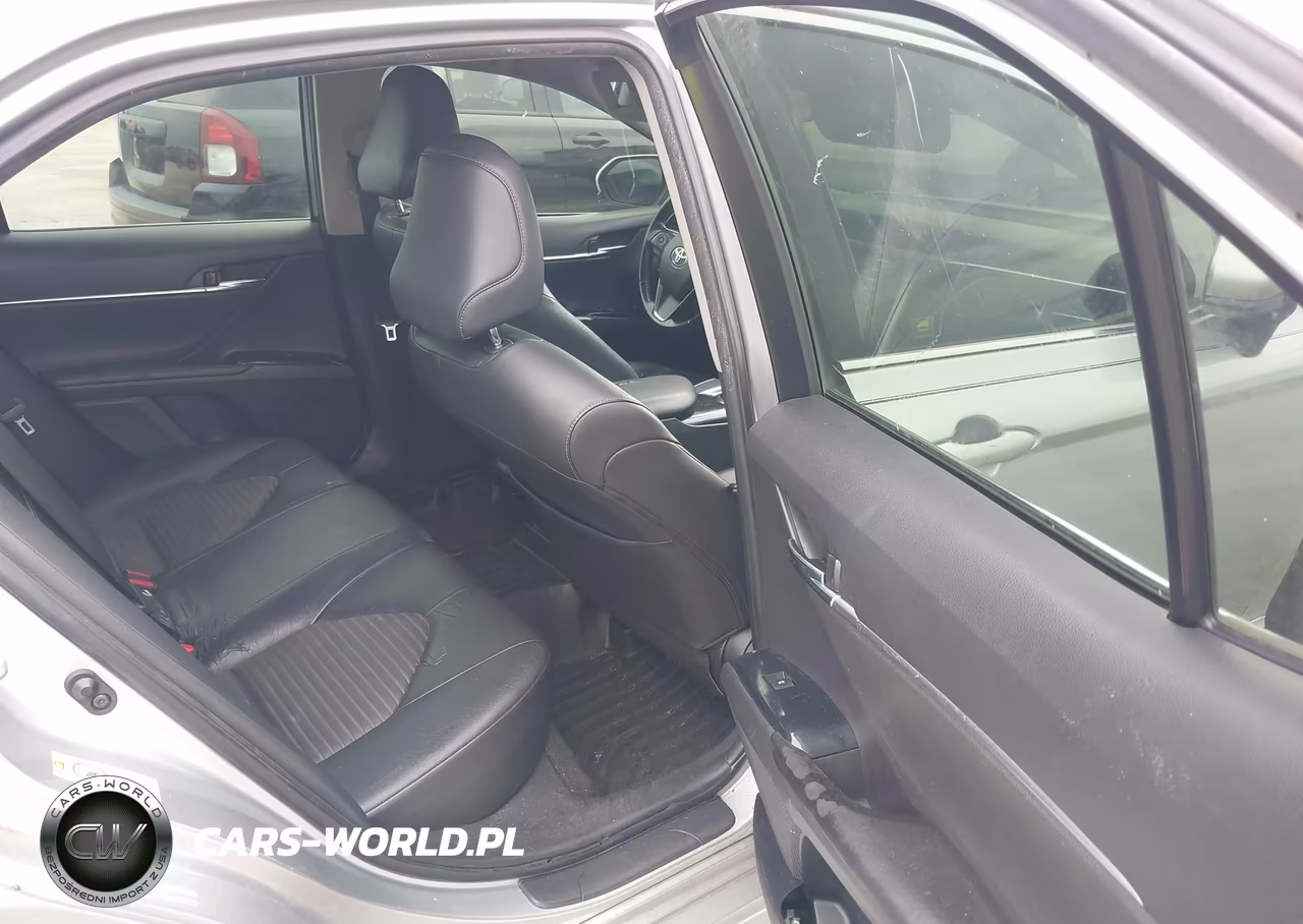 2018 Toyota Camry Se VIN:JTNB11HKXJ3014338 - 8