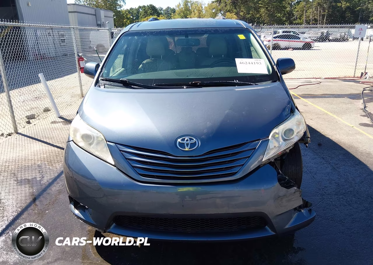 2015 Toyota Sienna Le 8 Passenger VIN:5TDKK3DC3FS538903 - 12