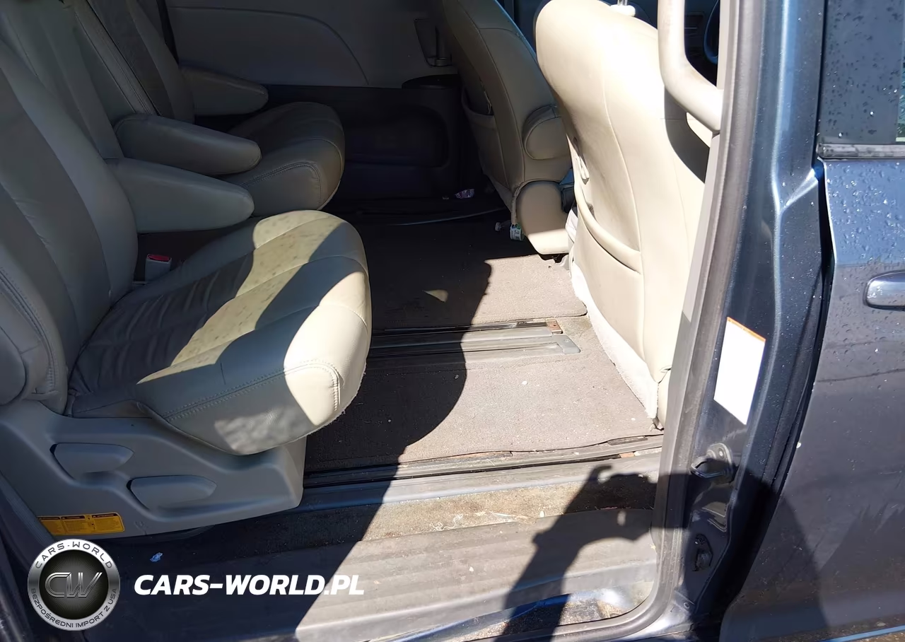 2015 Toyota Sienna Le 8 Passenger VIN:5TDKK3DC3FS538903 - 8