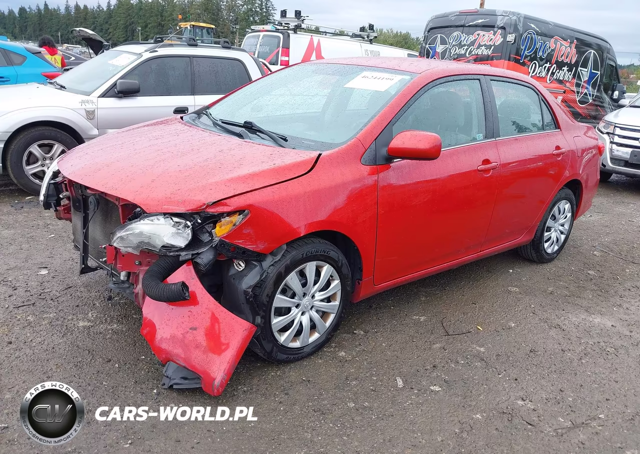 2013 Toyota Corolla Le VIN:2T1BU4EE8DC990710 - 2