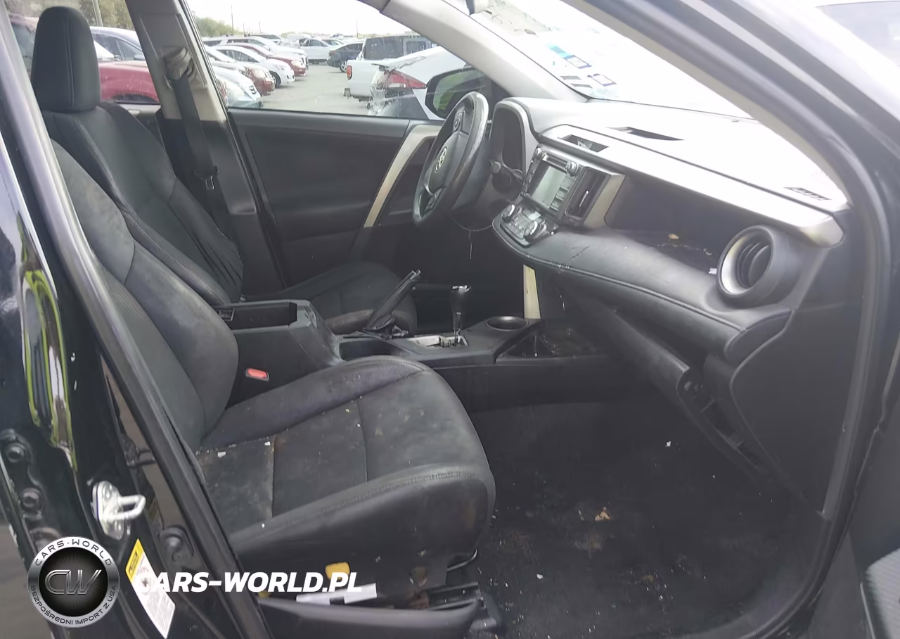 2015 Toyota Rav4 Xle VIN:2T3RFREV6FW370887 - 5