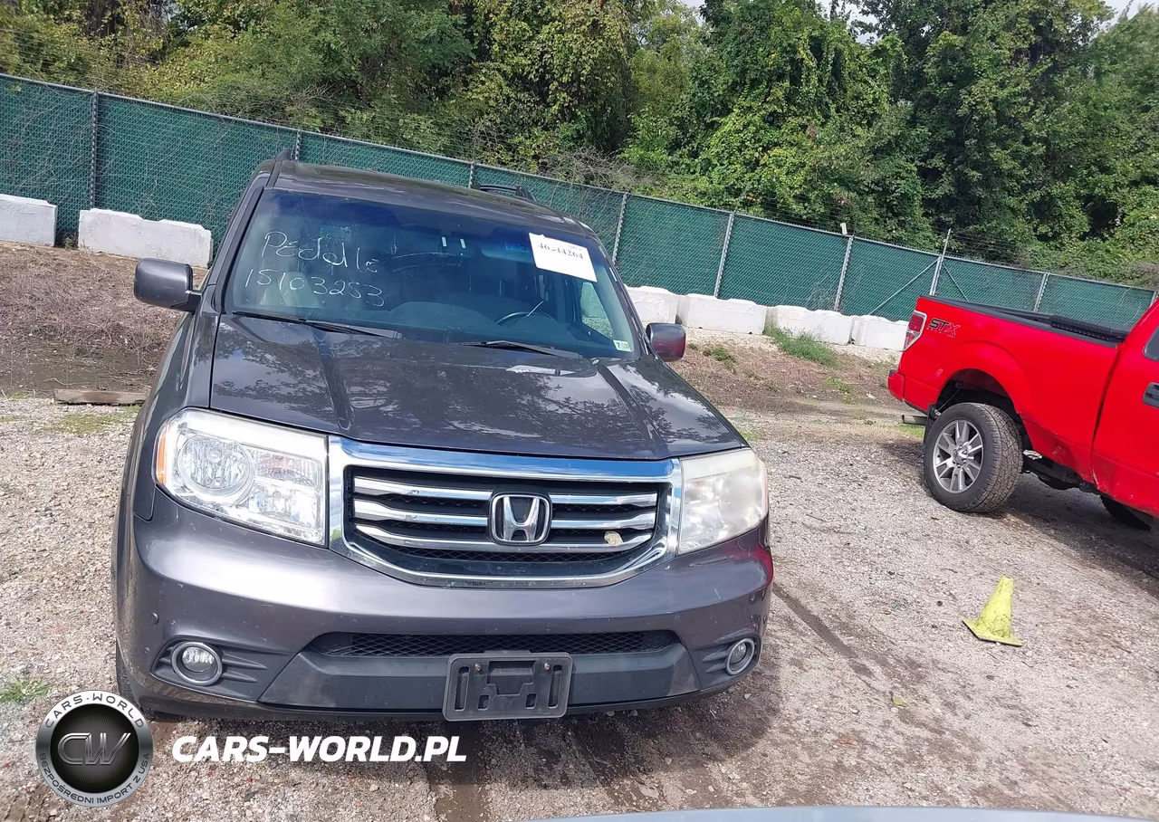 2015 Honda Pilot Touring VIN:5FNYF4H90FB059426 - 12
