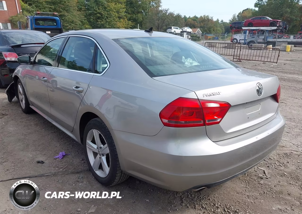 2013 Volkswagen Passat 2.5L Se VIN:1VWBP7A3XDC045700 - 3