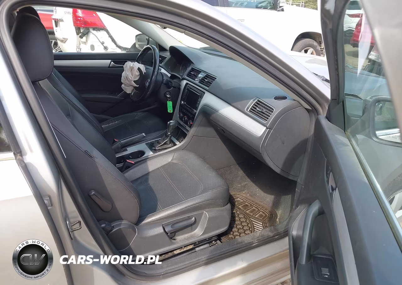 2013 Volkswagen Passat 2.5L Se VIN:1VWBP7A3XDC045700 - 5