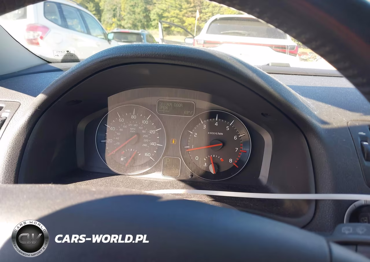 2013 Volvo C30 T5-T5 Platinum-T5 Premier-T5 Premier Plus-T5 R-Design-T5 R-Design Platinum-T5 R-Design Premier VIN:YV1672MK7D2309126 - 7