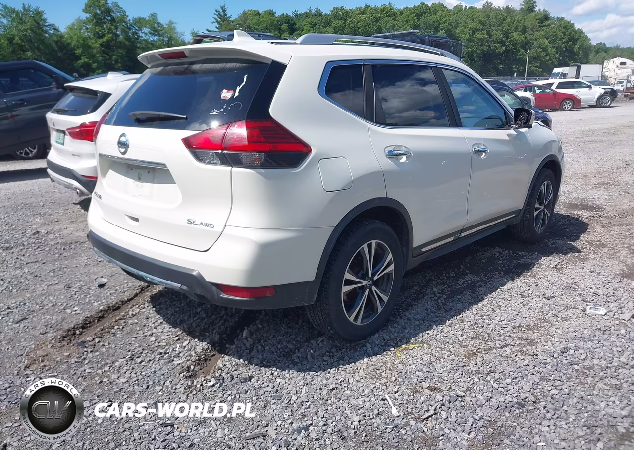 2017 Nissan Rogue Sl VIN:JN8AT2MV1HW272275 - 4