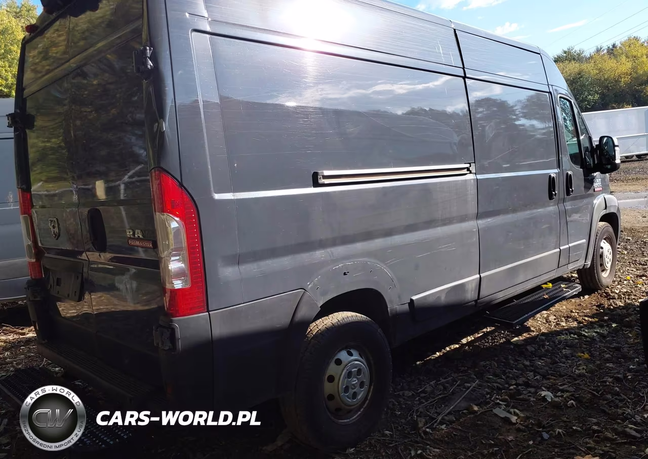 2019 Ram Promaster 2500 VIN:3C6TRVDG4KE519044 - 4