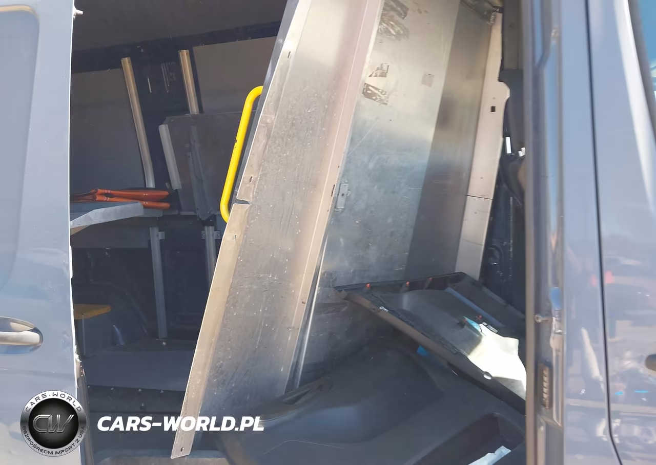 2019 Mercedes-Benz Sprinter 2500 High Roof V6 VIN:WD4PF1CD8KP141688 - 8