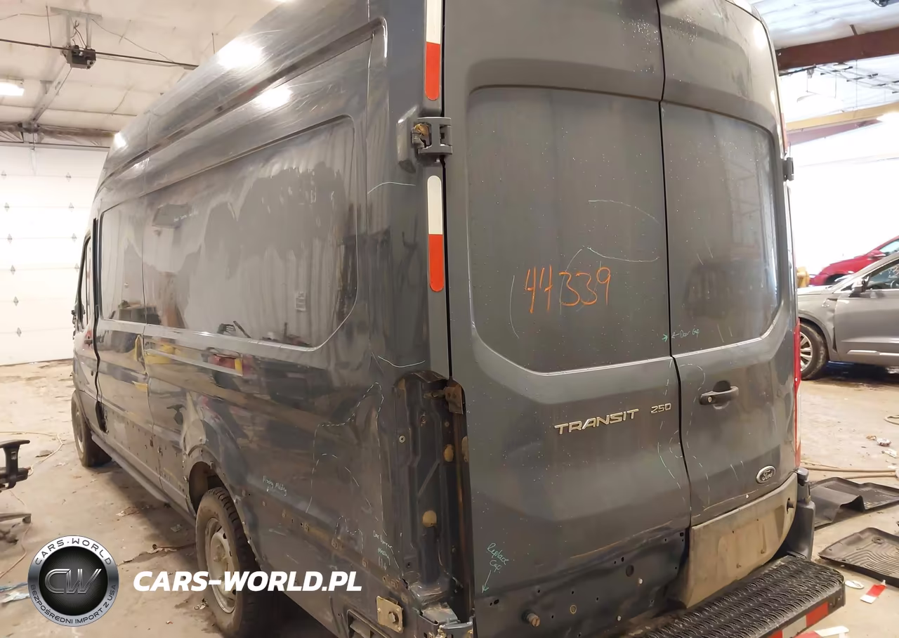 2019 Ford Transit-250 VIN:1FTYR3XM7KKB17665 - 3