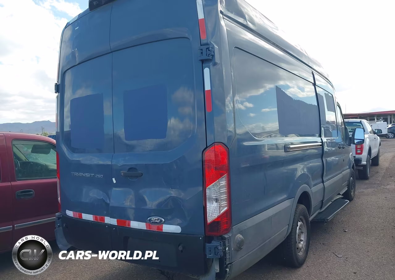 2019 Ford Transit-250 VIN:1FTYR3XM0KKB50779 - 4