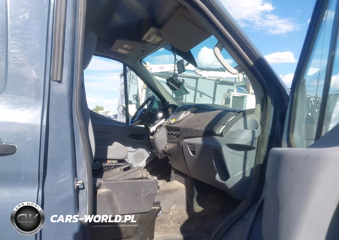 2019 Ford Transit-250 VIN:1FTYR3XM0KKB50779 - 5