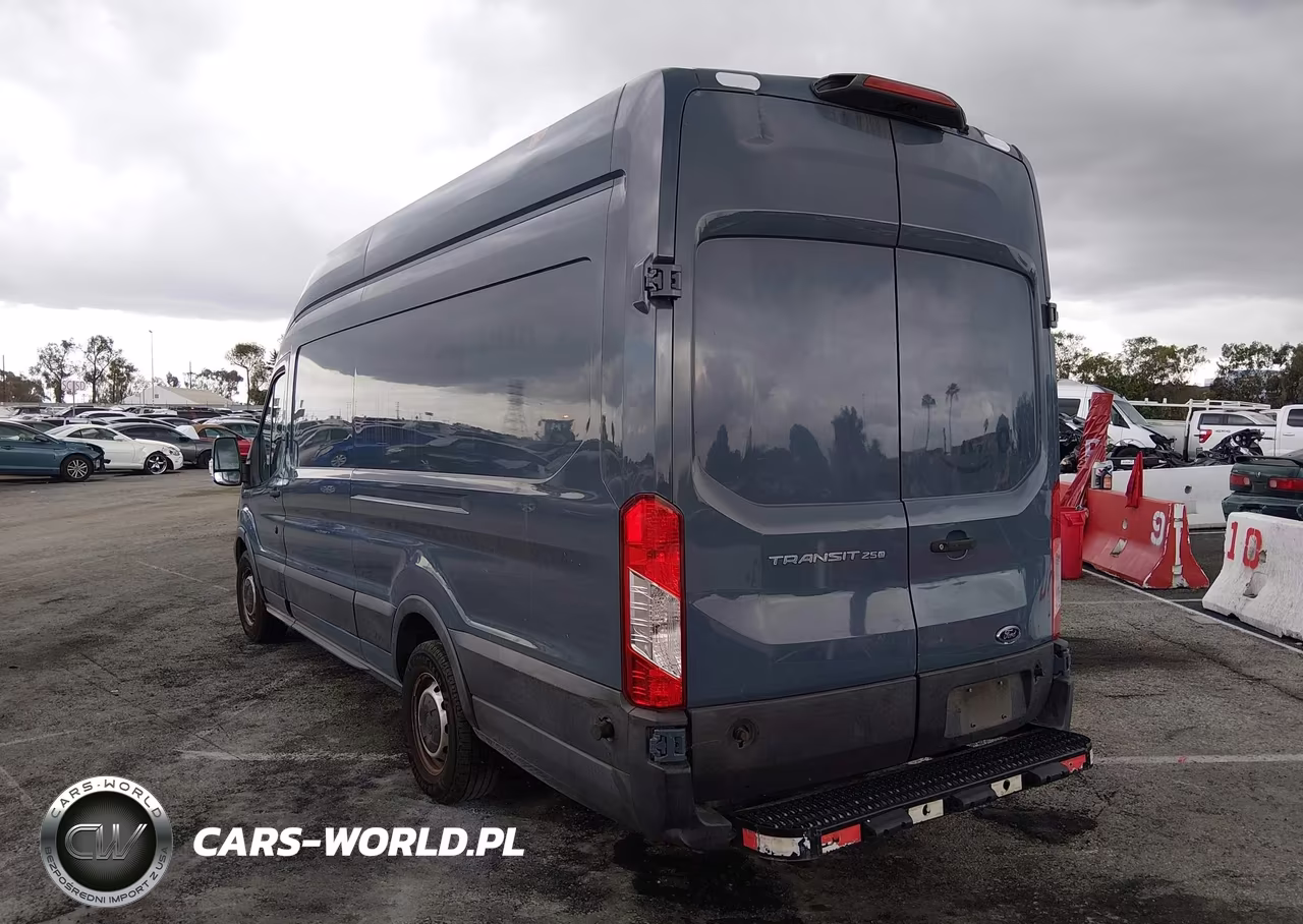 2019 Ford Transit-250 VIN:1FTYR3XM7KKB73668 - 3