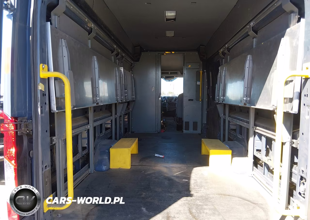 2019 Ford Transit-250 VIN:1FTYR3XM9KKB79083 - 8