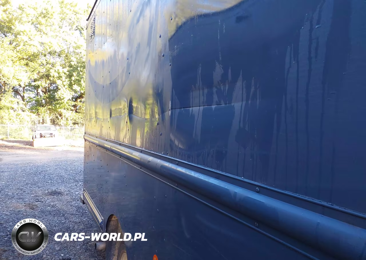 2022 Ford Transit-350 Cutaway VIN:1FDDF6P83NKA46167 - 11