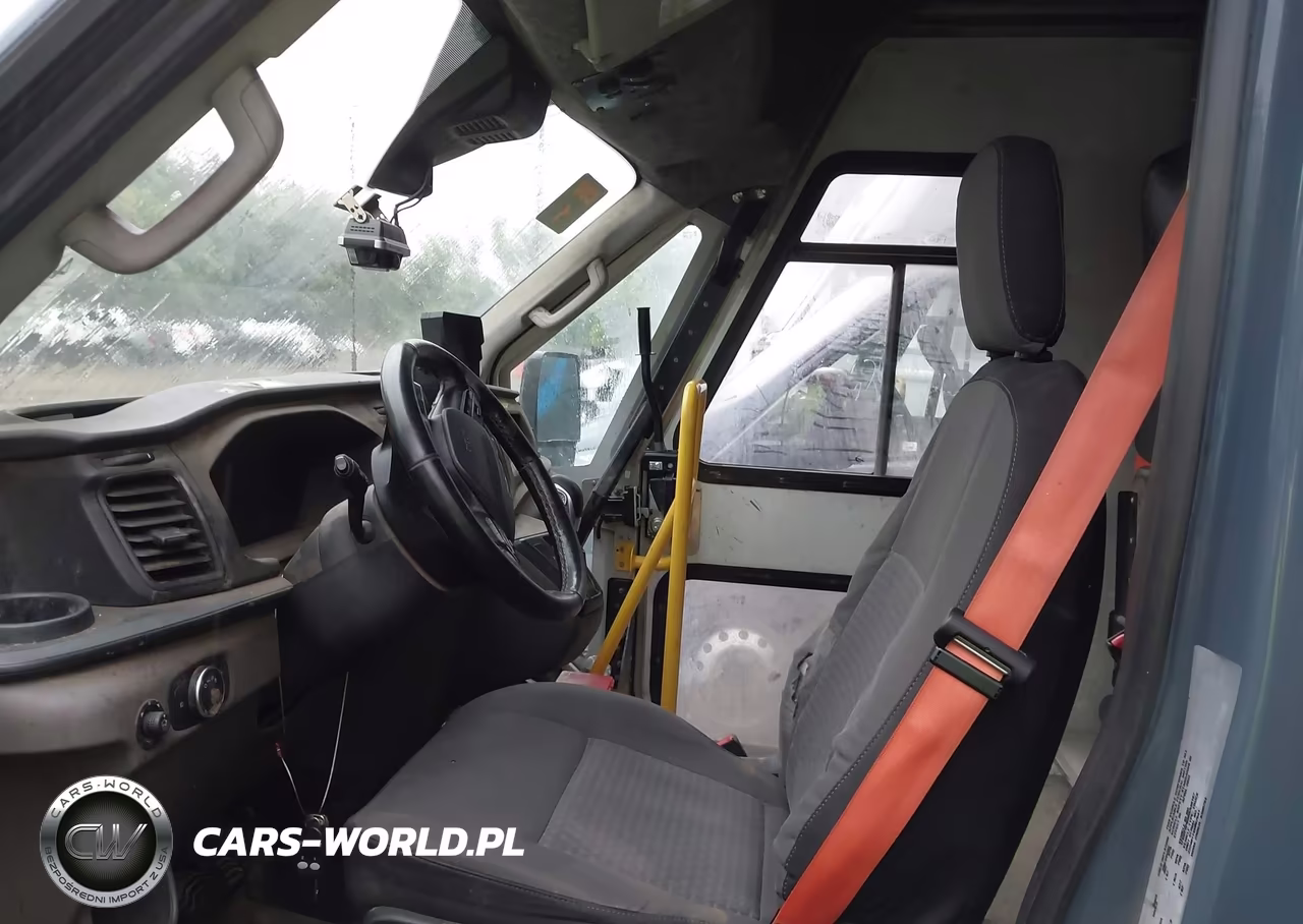 2022 Ford Transit-350 Cutaway VIN:1FDDF6P83NKA46167 - 7