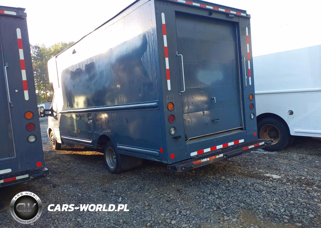 2022 Ford Transit-350 Cutaway VIN:1FDDF6P85NKA46140 - 3