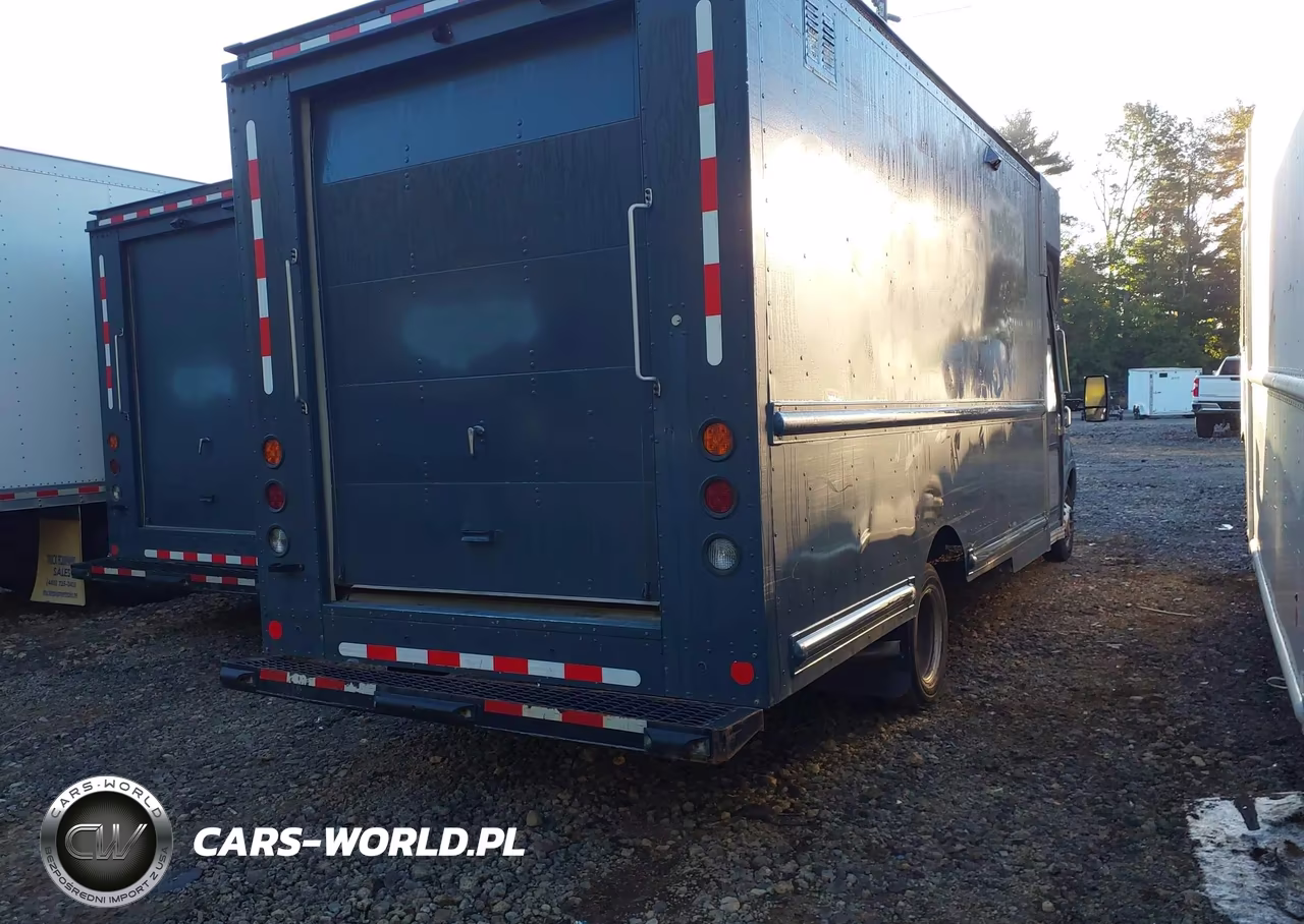 2022 Ford Transit-350 Cutaway VIN:1FDDF6P85NKA46140 - 4