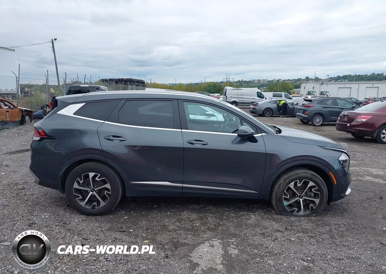 2023 Kia Sportage Hybrid Ex VIN:KNDPVCAGXP7057854 - 13