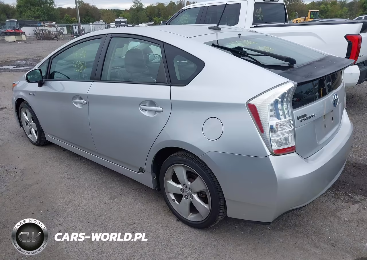 2010 Toyota Prius V VIN:JTDKN3DU5A0166184 - 3