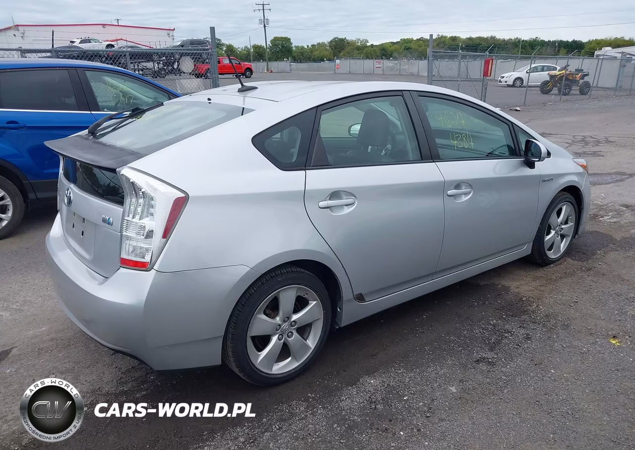 2010 Toyota Prius V VIN:JTDKN3DU5A0166184 - 4