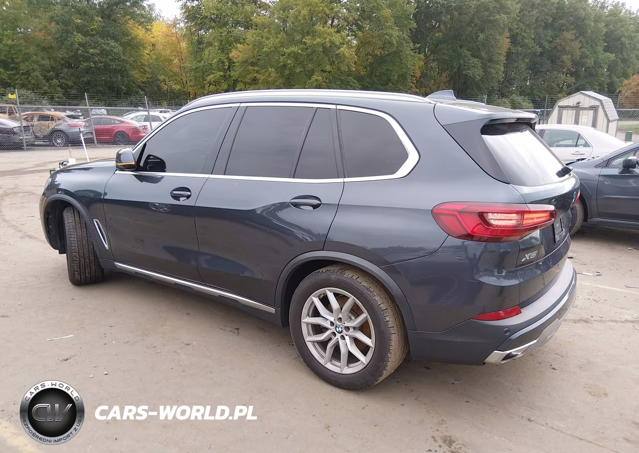 2019 BMW X5 xDrive40I VIN:5UXCR6C53KLL02640 - 3