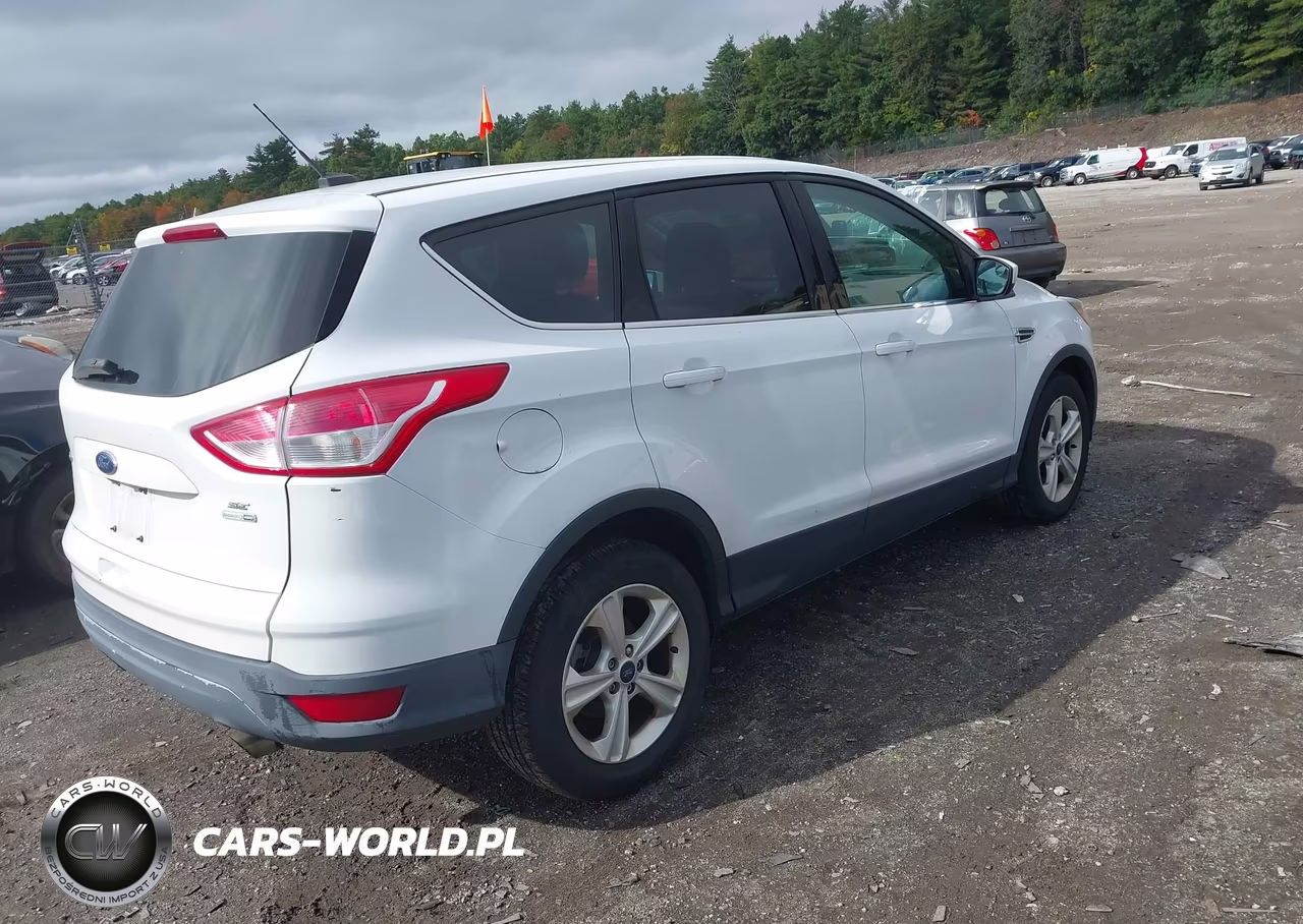 2016 Ford Escape Se VIN:1FMCU9GX7GUC03264 - 4