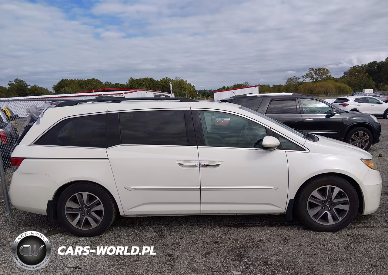 2015 Honda Odyssey Touring-Touring Elite VIN:5FNRL5H97FB047048 - 13