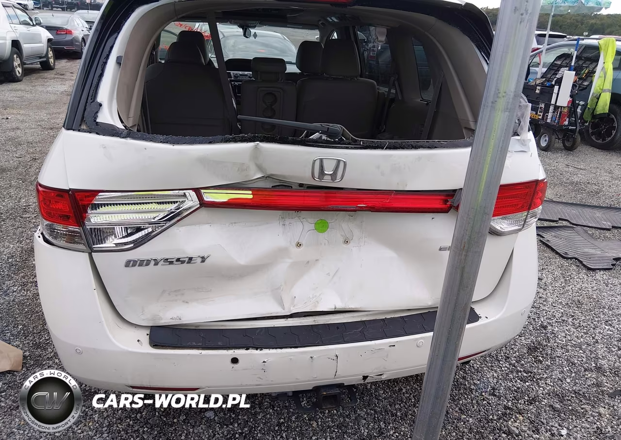 2015 Honda Odyssey Touring-Touring Elite VIN:5FNRL5H97FB047048 - 16