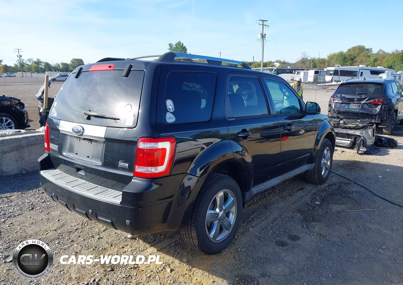 2010 Ford Escape Limited VIN:1FMCU0EG0AKD01876 - 4