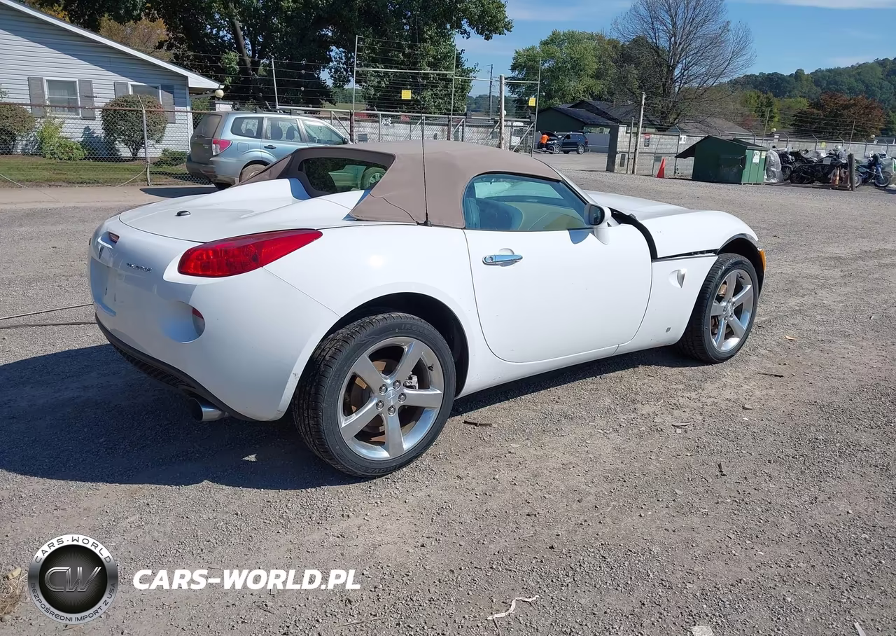 2007 Pontiac Solstice VIN:1G2MB35B17Y115746 - 4