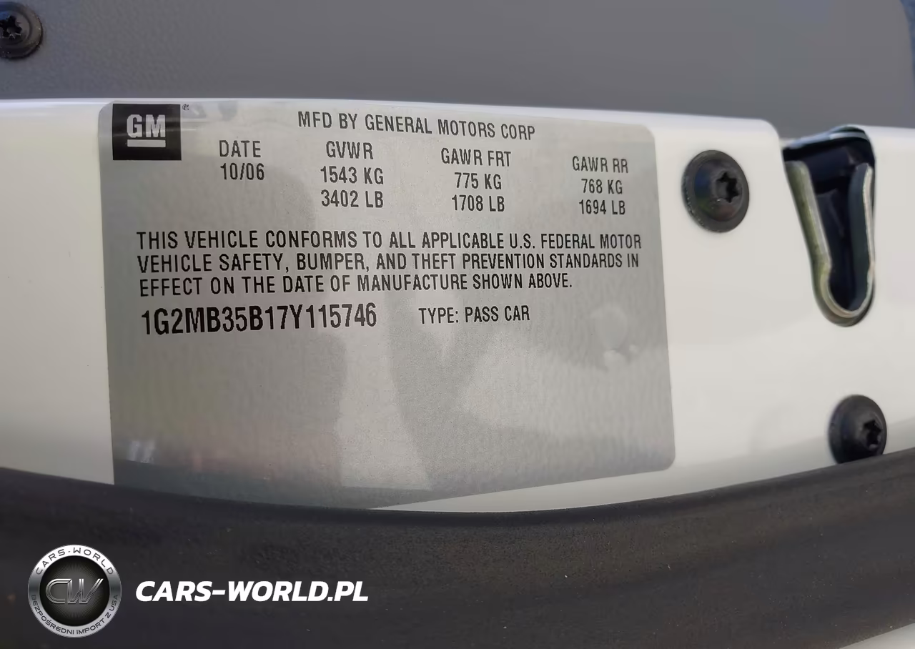 2007 Pontiac Solstice VIN:1G2MB35B17Y115746 - 9