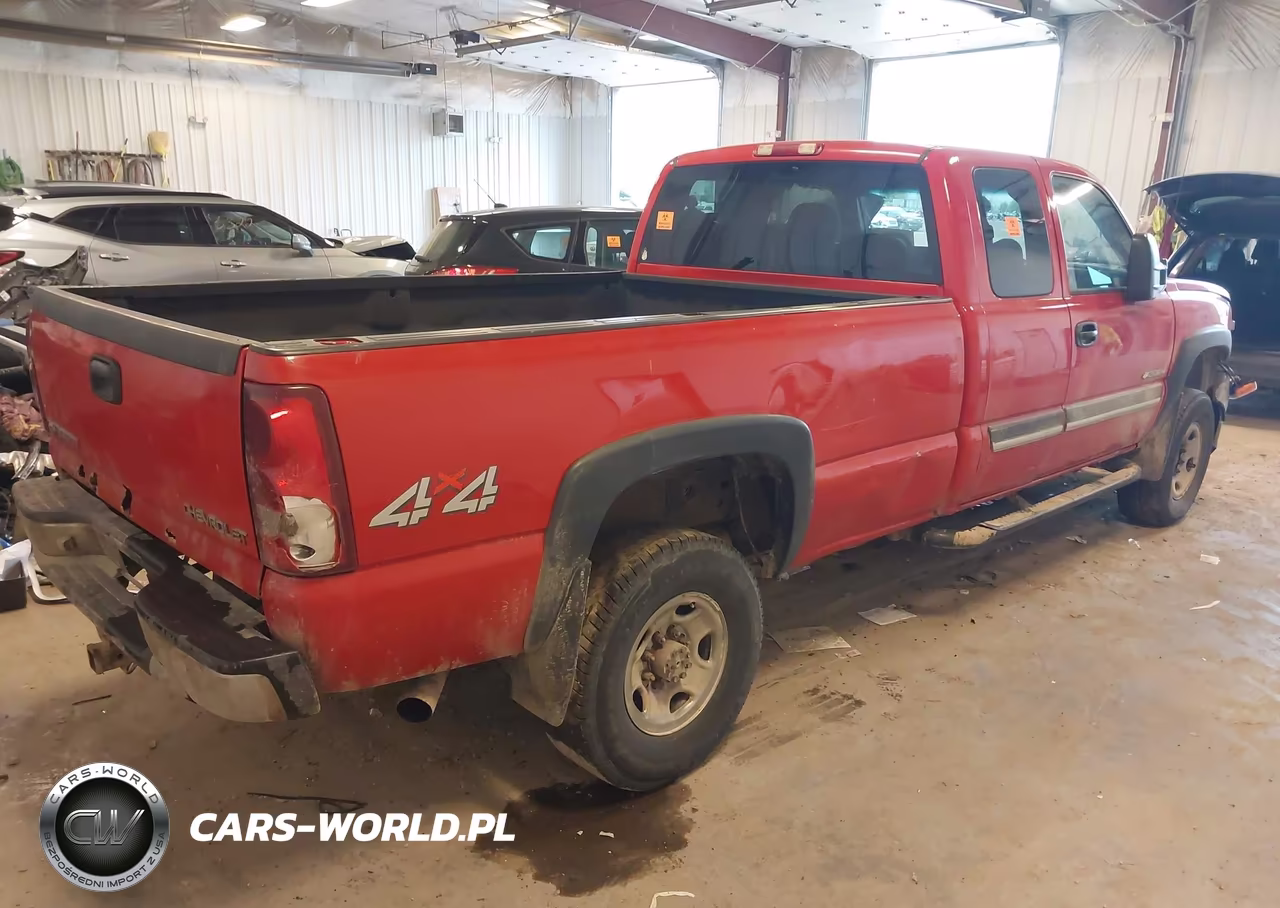 2003 Chevrolet Silverado 2500Hd Ls VIN:1GCHK29U13E297768 - 4