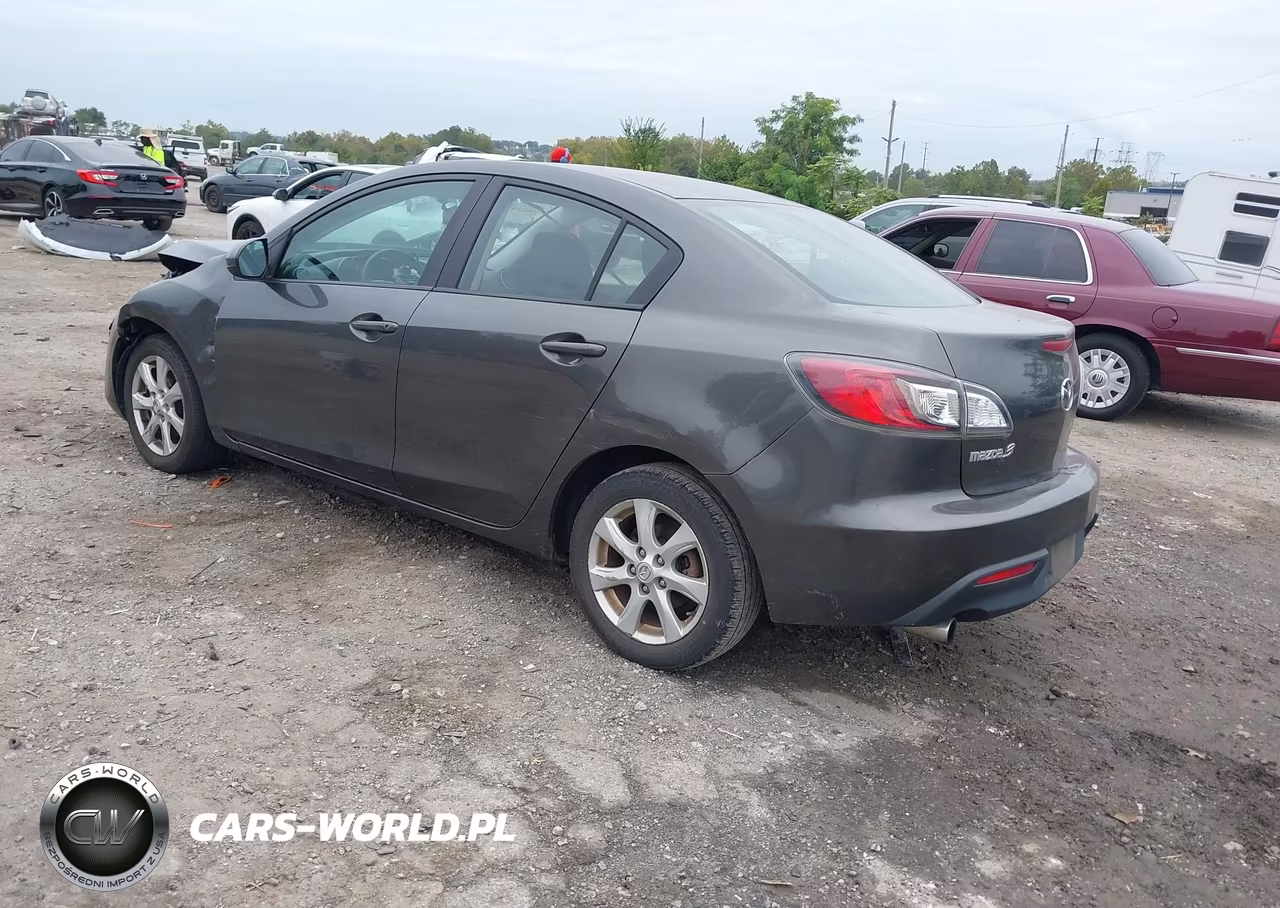 2011 Mazda Mazda3 I Touring VIN:JM1BL1VG3B1421834 - 3