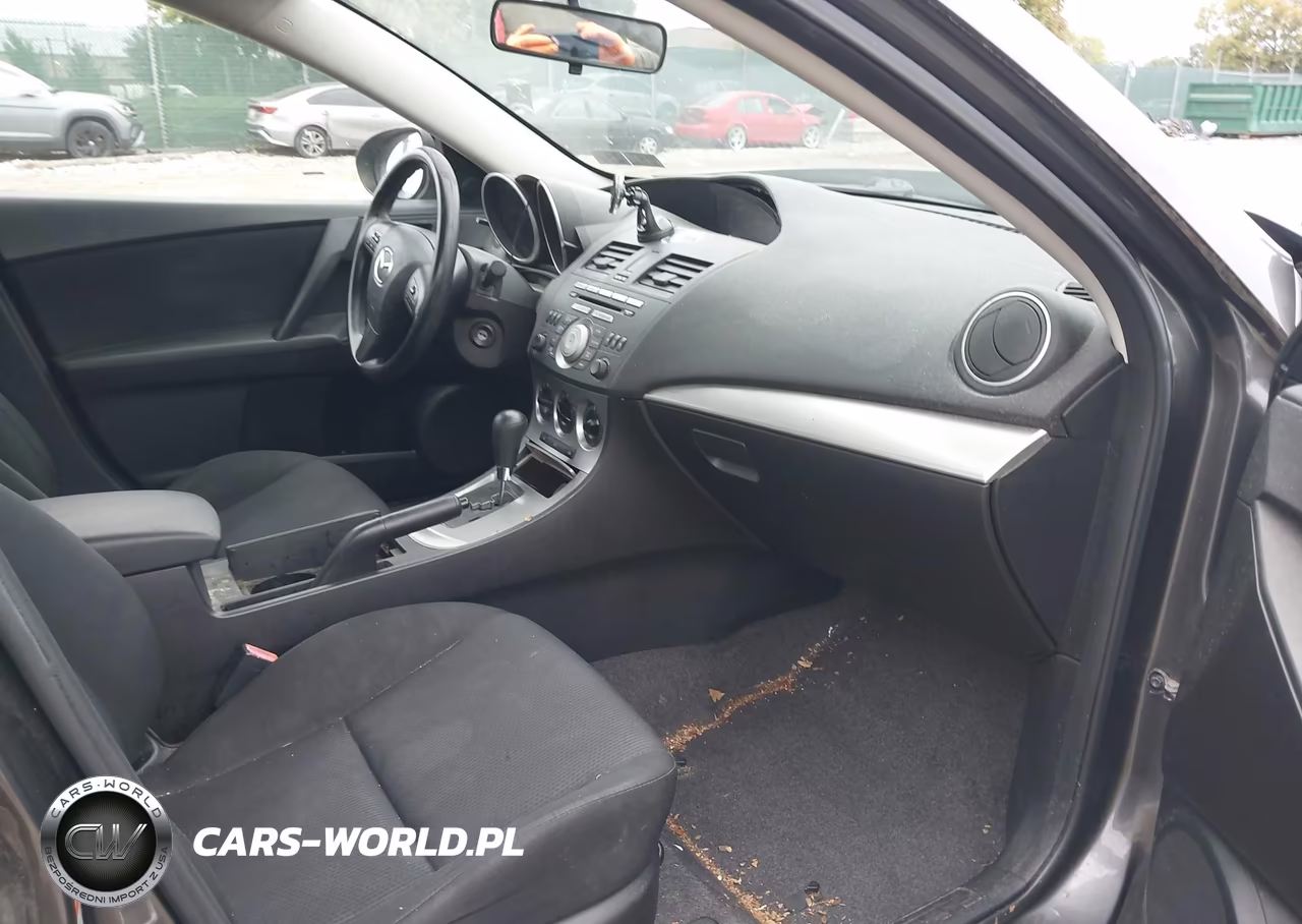2011 Mazda Mazda3 I Touring VIN:JM1BL1VG3B1421834 - 5
